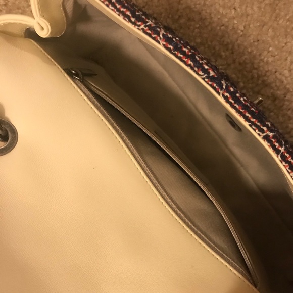 Chanel Handbag with Receipt - Picture 3 of 4